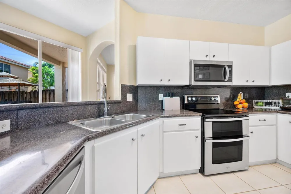 16951 SW 34th Street Miramar, FL 33027