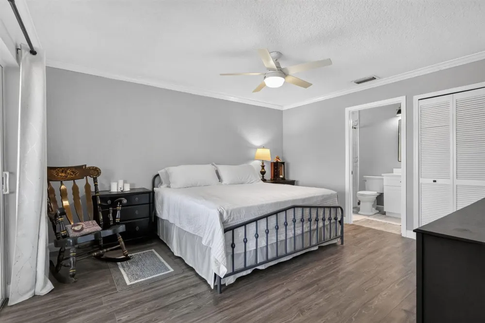 5108 Arbor Glen Circle Lake Worth, FL 33463