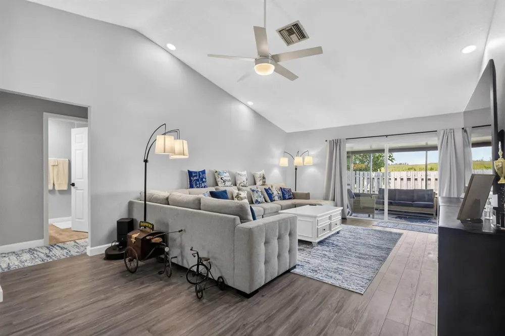 5108 Arbor Glen Circle Lake Worth, FL 33463
