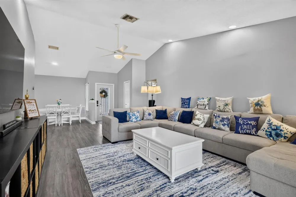 5108 Arbor Glen Circle Lake Worth, FL 33463
