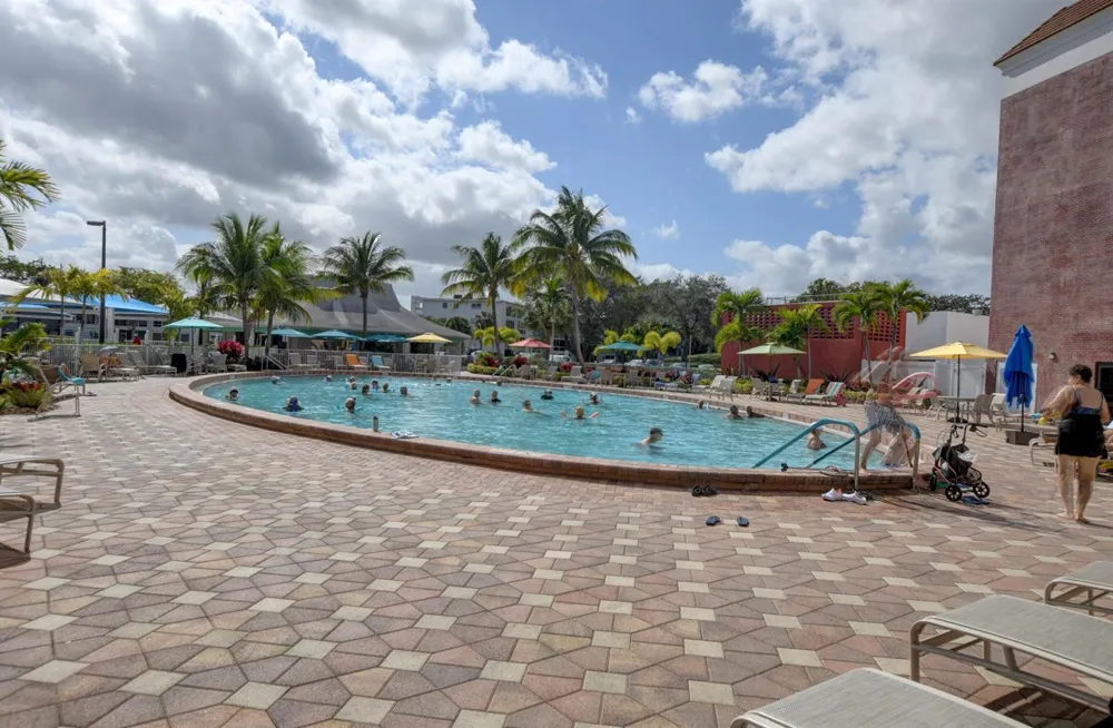 477 TILFORD V #477 Deerfield Beach, FL 33442