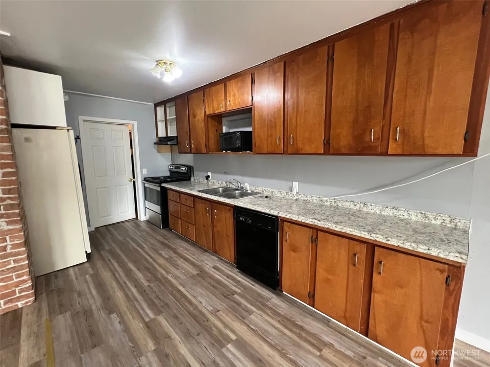 514 Main Street Oroville, WA 98844