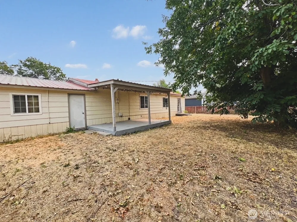 514 Main Street Oroville, WA 98844
