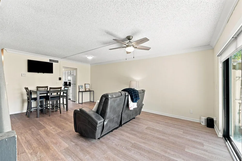 2975 NW 106th Avenue #3 Sunrise, FL 33322