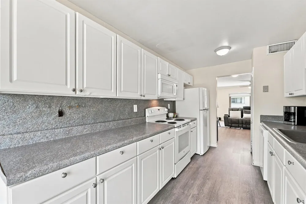 2975 NW 106th Avenue #3 Sunrise, FL 33322