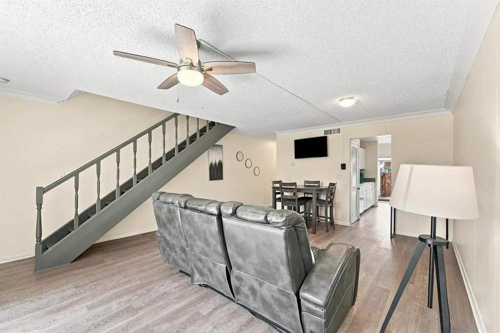 2975 NW 106th Avenue #3 Sunrise, FL 33322