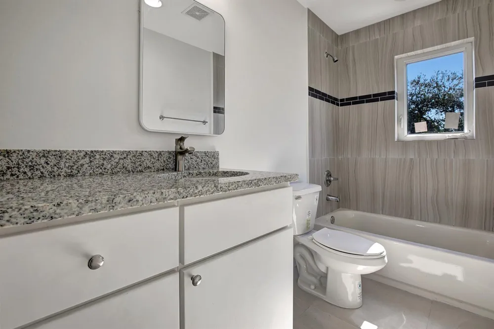 1102 S 20TH AVENUE #1102 Hollywood, FL 33020