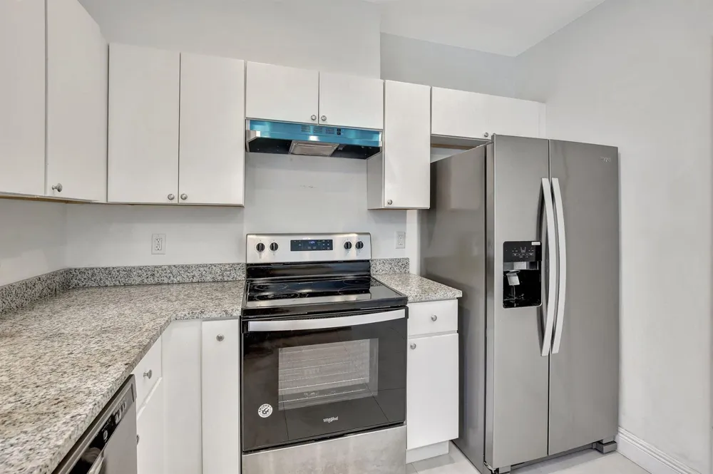 1102 S 20TH AVENUE #1102 Hollywood, FL 33020