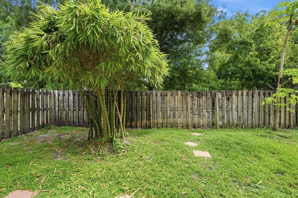 5880 SW 99th Terrace Cooper City, FL 33328