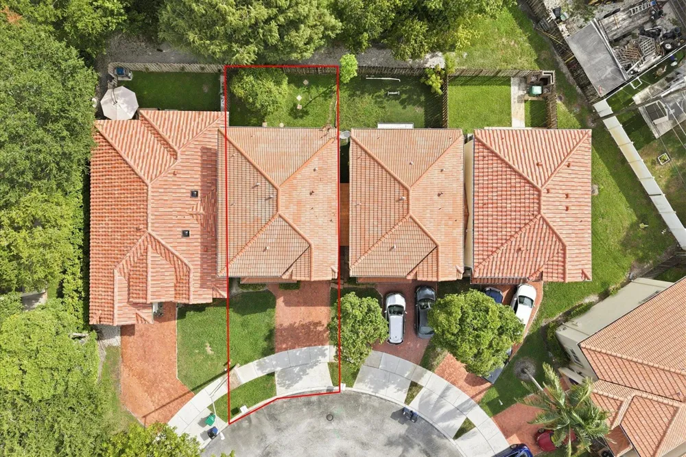 5880 SW 99th Terrace Cooper City, FL 33328