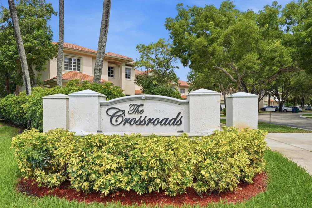 5880 SW 99th Terrace Cooper City, FL 33328