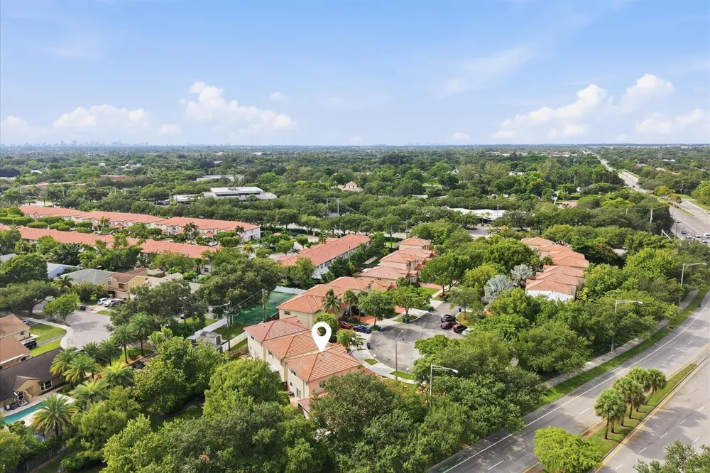 5880 SW 99th Terrace Cooper City, FL 33328