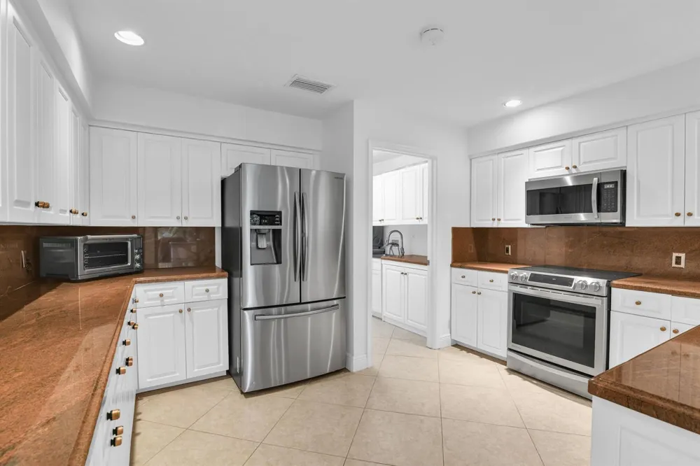 753 Villa Portofino Circle Deerfield Beach, FL 33442