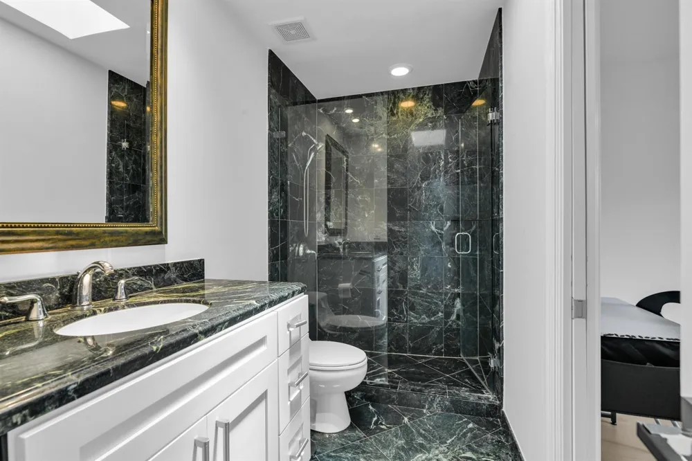 753 Villa Portofino Circle Deerfield Beach, FL 33442