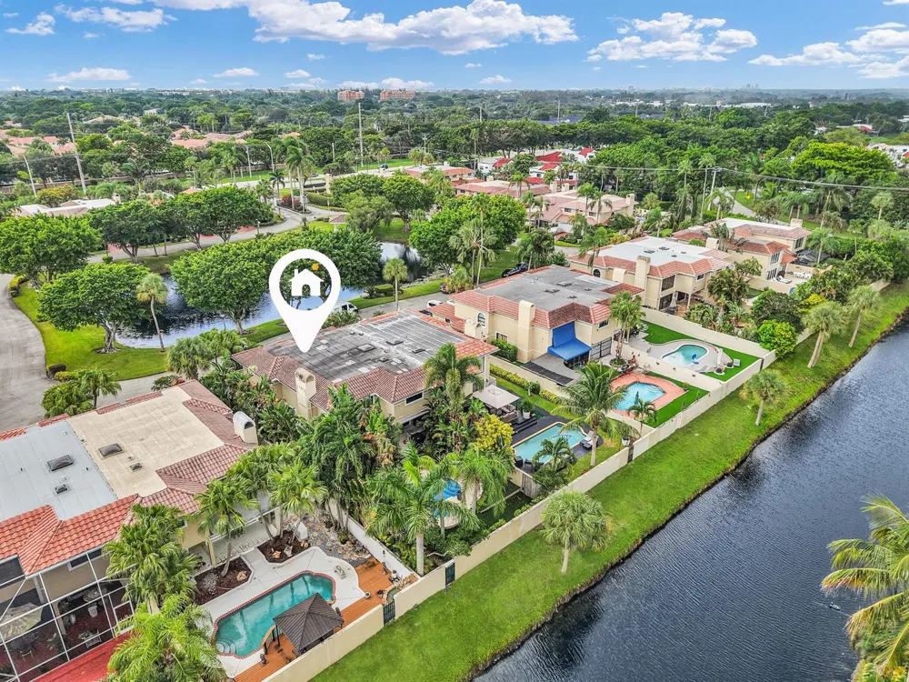 753 Villa Portofino Circle Deerfield Beach, FL 33442