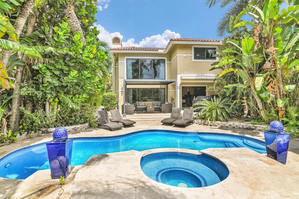 753 Villa Portofino Circle Deerfield Beach, FL 33442