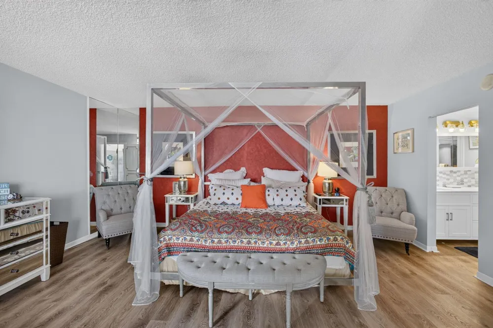 5380 Ocean Drive #2e Riviera Beach, FL 33404