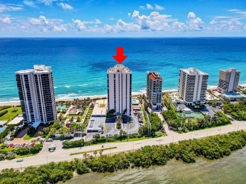5380 Ocean Drive #2e Riviera Beach, FL 33404