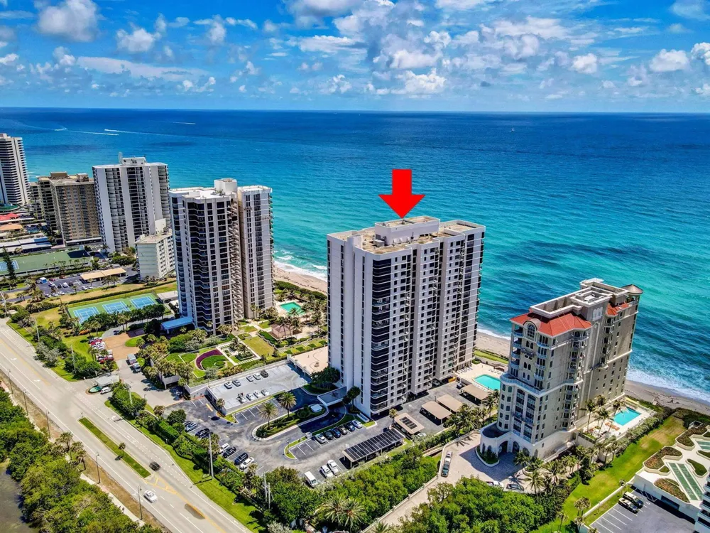 5380 Ocean Drive #2e Riviera Beach, FL 33404
