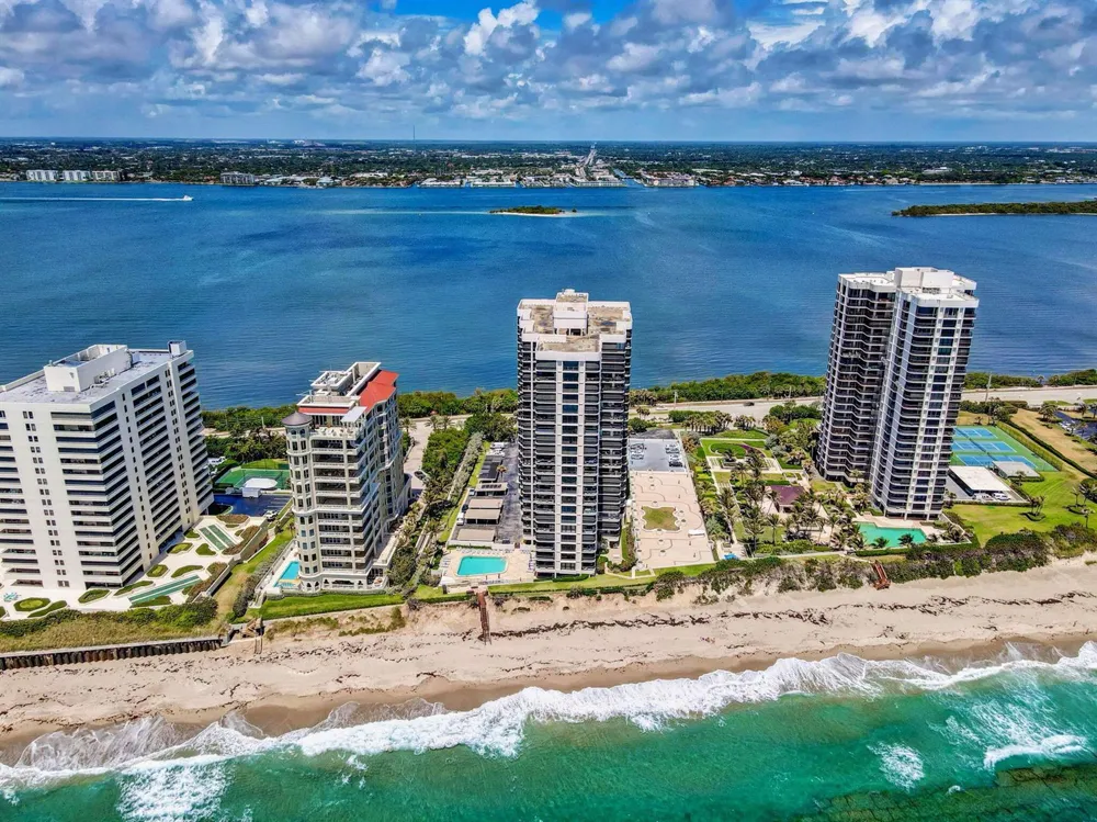 5380 Ocean Drive #2e Riviera Beach, FL 33404