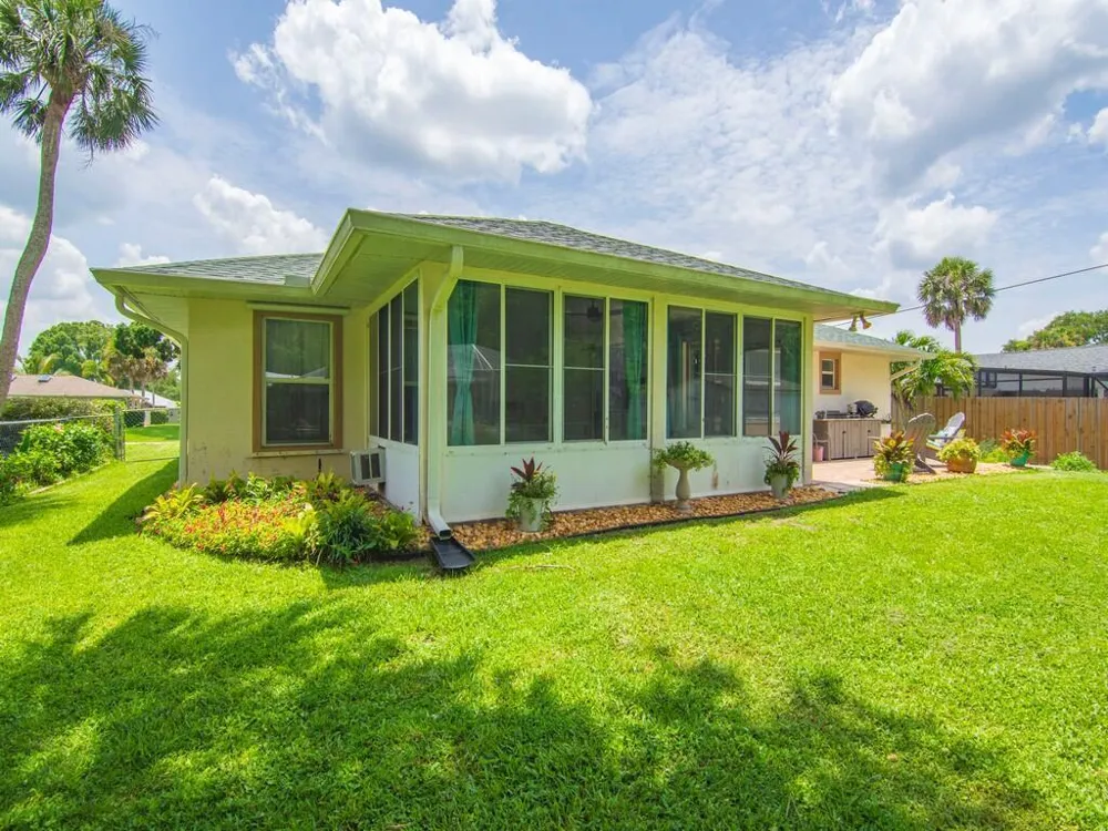 664 VOCELLE AVENUE Sebastian, FL 32958