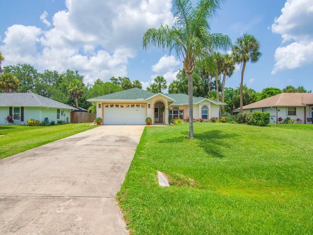 664 VOCELLE AVENUE Sebastian, FL 32958