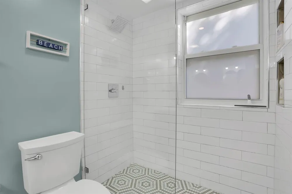 320 S OCEAN BOULEVARD #LP Delray Beach, FL 33483