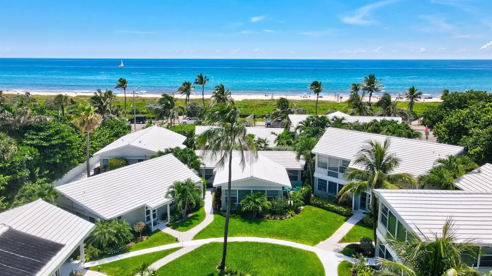 320 S OCEAN BOULEVARD #LP Delray Beach, FL 33483