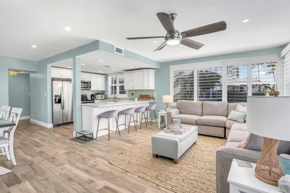 320 S OCEAN BOULEVARD #LP Delray Beach, FL 33483