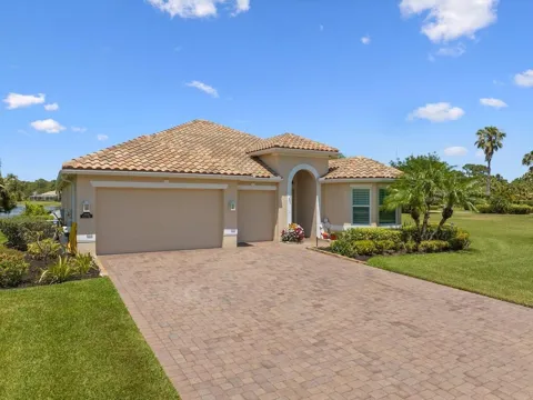 6000 Venetto Way