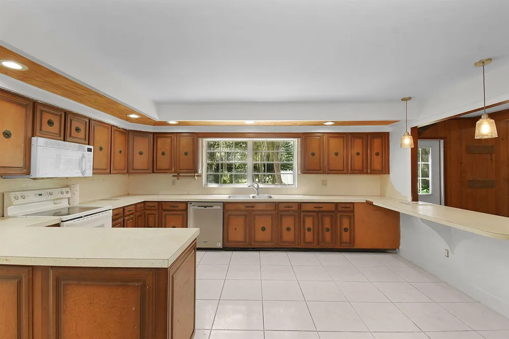 135 HARTMAN ROAD Fort Pierce, FL 34947