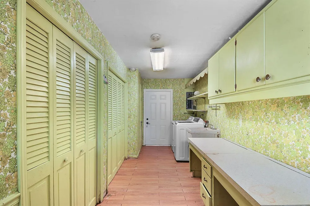 135 HARTMAN ROAD Fort Pierce, FL 34947