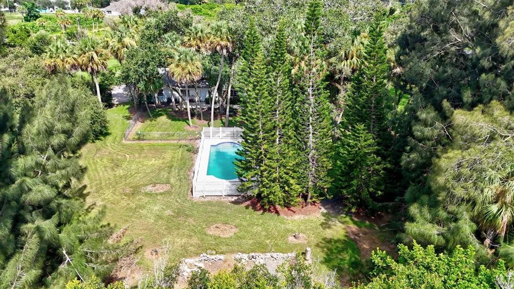 135 HARTMAN ROAD Fort Pierce, FL 34947