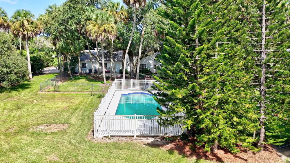 135 HARTMAN ROAD Fort Pierce, FL 34947