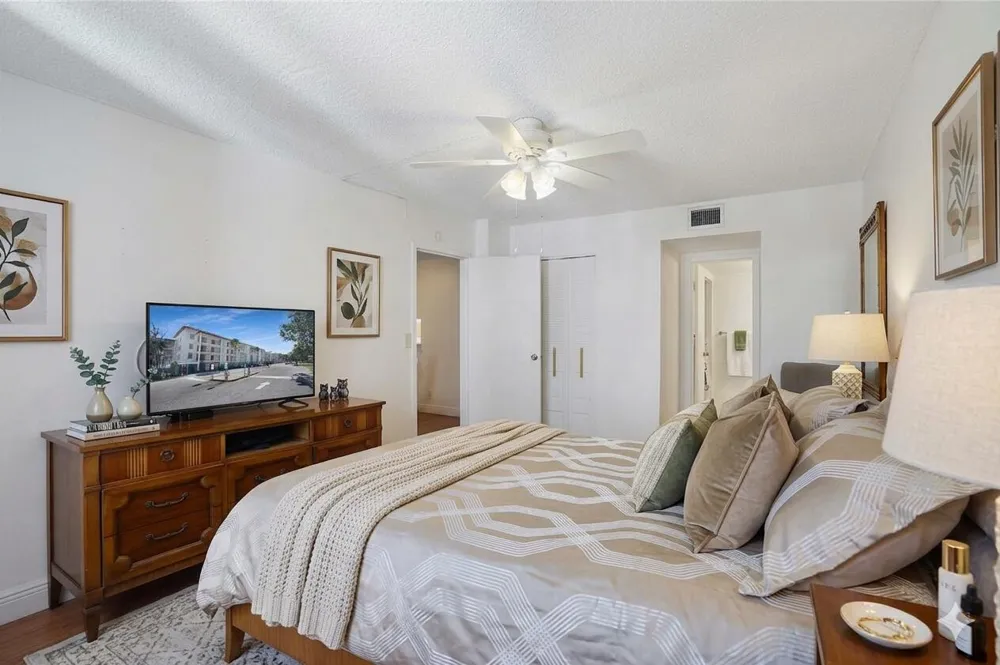 2650 NW 49th Avenue #320 Lauderdale Lakes, FL 33313