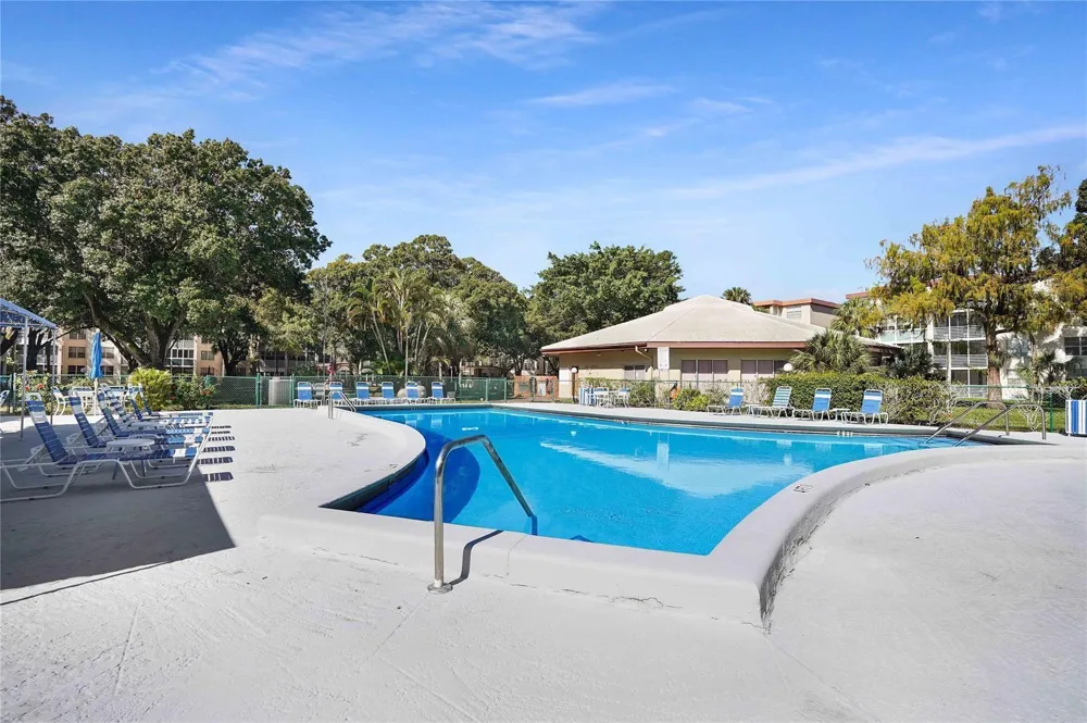 2650 NW 49th Avenue #320 Lauderdale Lakes, FL 33313