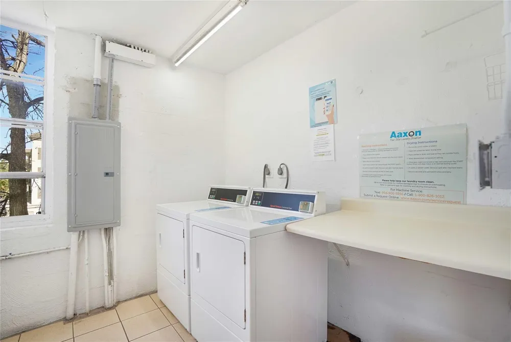 2650 NW 49th Avenue #320 Lauderdale Lakes, FL 33313