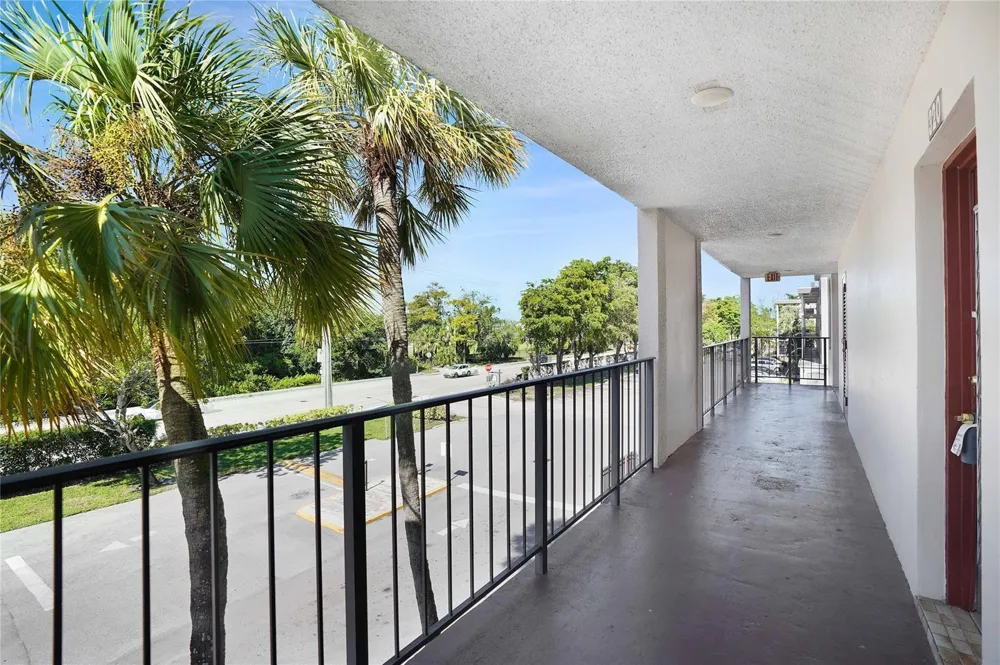 2650 NW 49th Avenue #320 Lauderdale Lakes, FL 33313