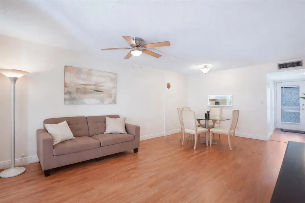 2650 NW 49th Avenue #320 Lauderdale Lakes, FL 33313
