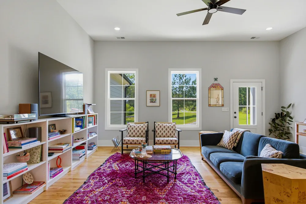 2341 Tom Austin Hwy Greenbrier, TN 37073