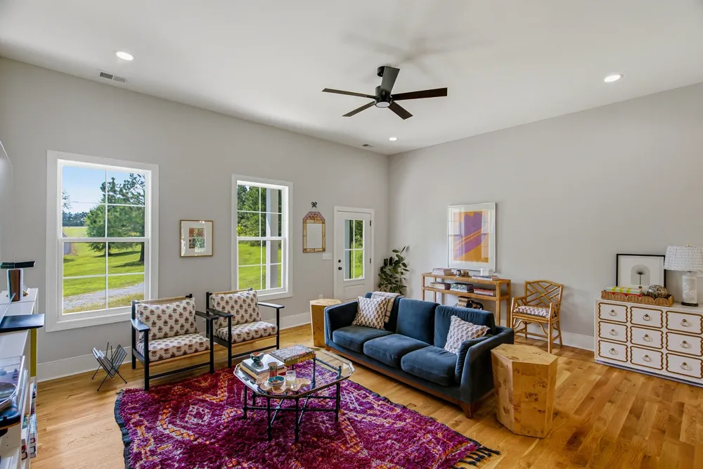 2341 Tom Austin Hwy Greenbrier, TN 37073