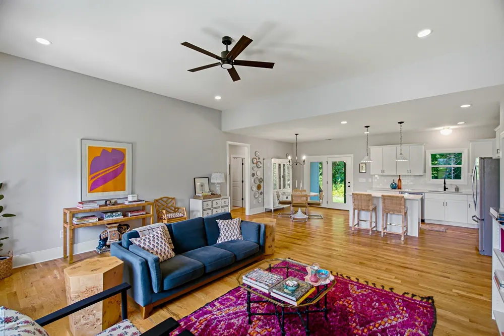 2341 Tom Austin Hwy Greenbrier, TN 37073