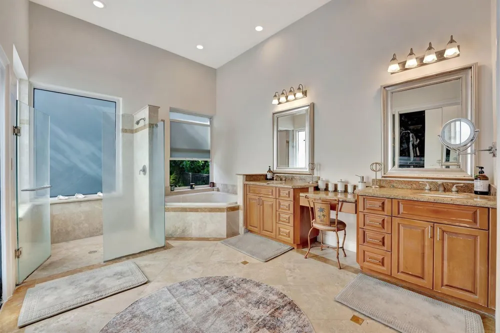 6131 NW 30th Avenue Boca Raton, FL 33496