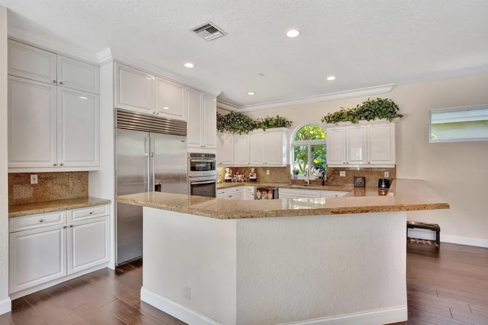 6131 NW 30th Avenue Boca Raton, FL 33496