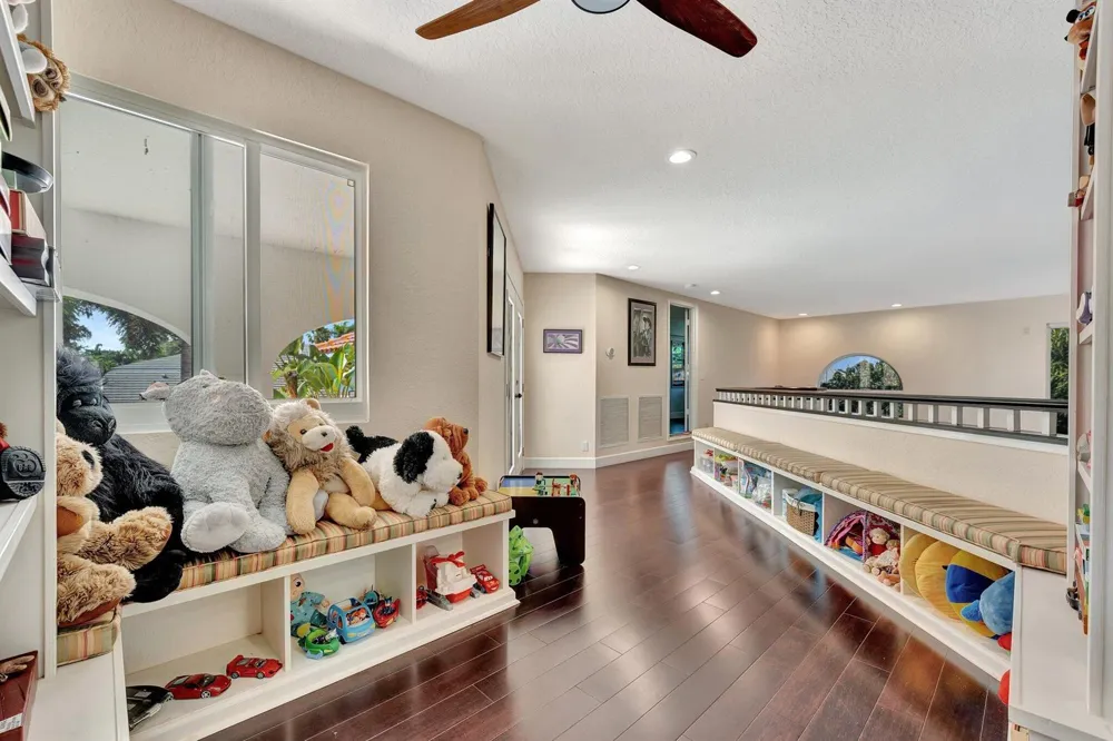 6131 NW 30th Avenue Boca Raton, FL 33496