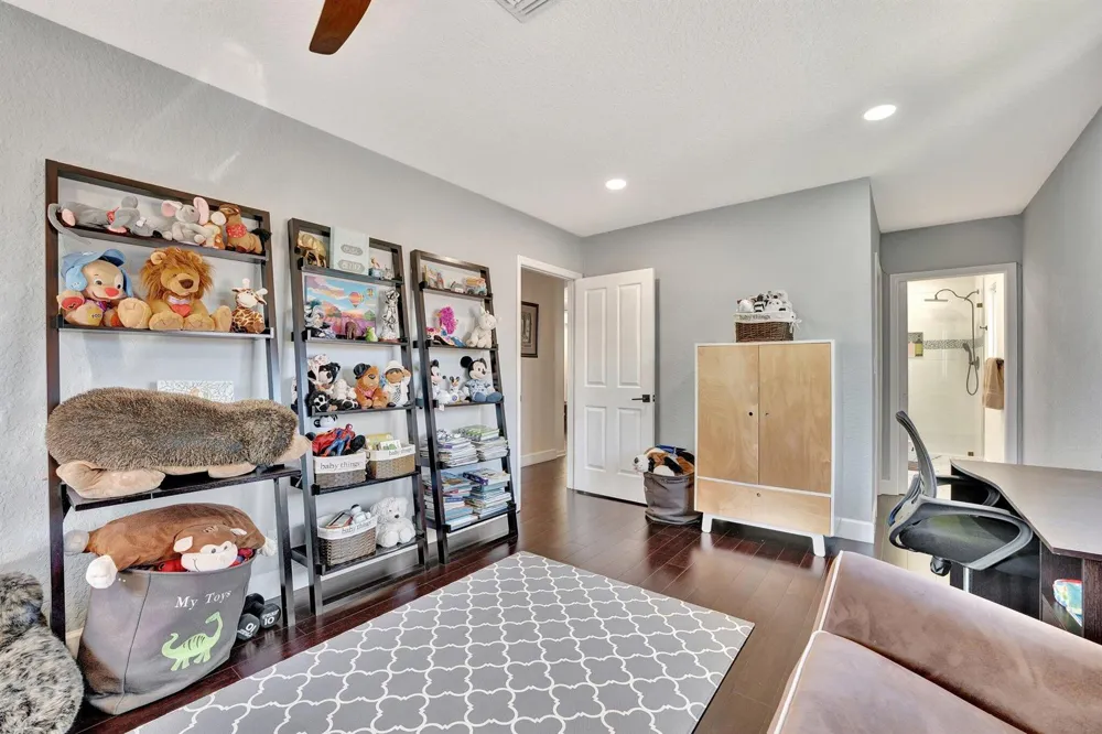 6131 NW 30th Avenue Boca Raton, FL 33496