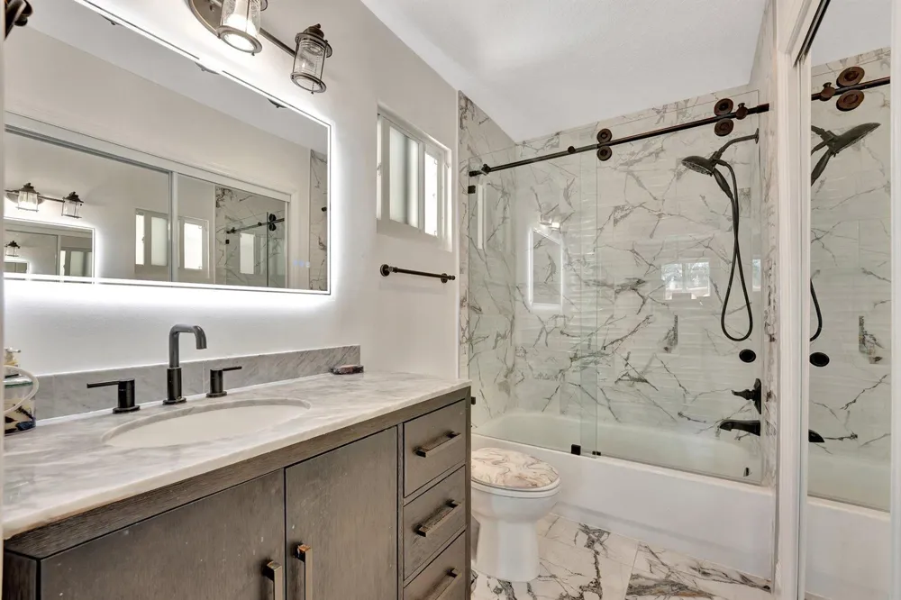 6131 NW 30th Avenue Boca Raton, FL 33496