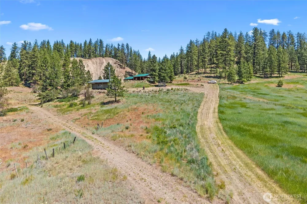 5793 Fruitland Valley Road Fruitland, WA 99129