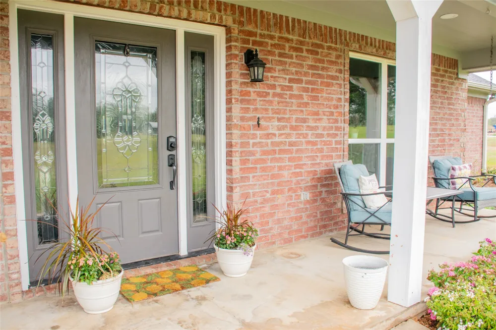 1550 County Road 3385 Saltillo, TX 75478