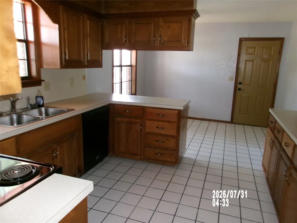 413 W 6th Street Dewey, OK 74029